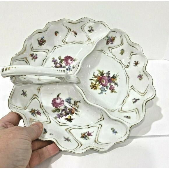 Vintage porcelain center handle server bowl 3-part vegie display white & floral - Picture 8 of 9